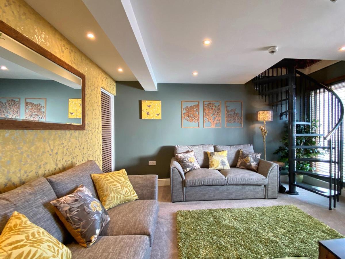 Hambrook House Canterbury - New Luxury Guest House With Espa Spa Complex Exterior photo