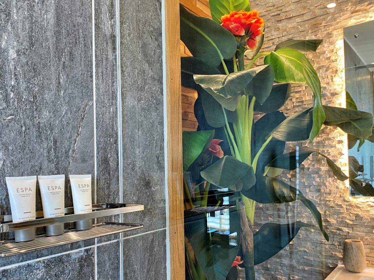 Hambrook House Canterbury - New Luxury Guest House With Espa Spa Complex Exterior photo