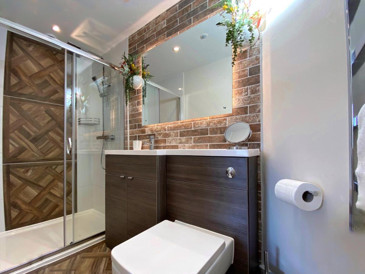 Hambrook House Canterbury - New Luxury Guest House With Espa Spa Complex Exterior photo