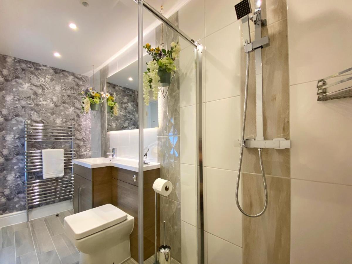 Hambrook House Canterbury - New Luxury Guest House With Espa Spa Complex Exterior photo