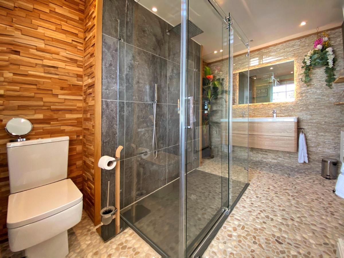 Hambrook House Canterbury - New Luxury Guest House With Espa Spa Complex Exterior photo