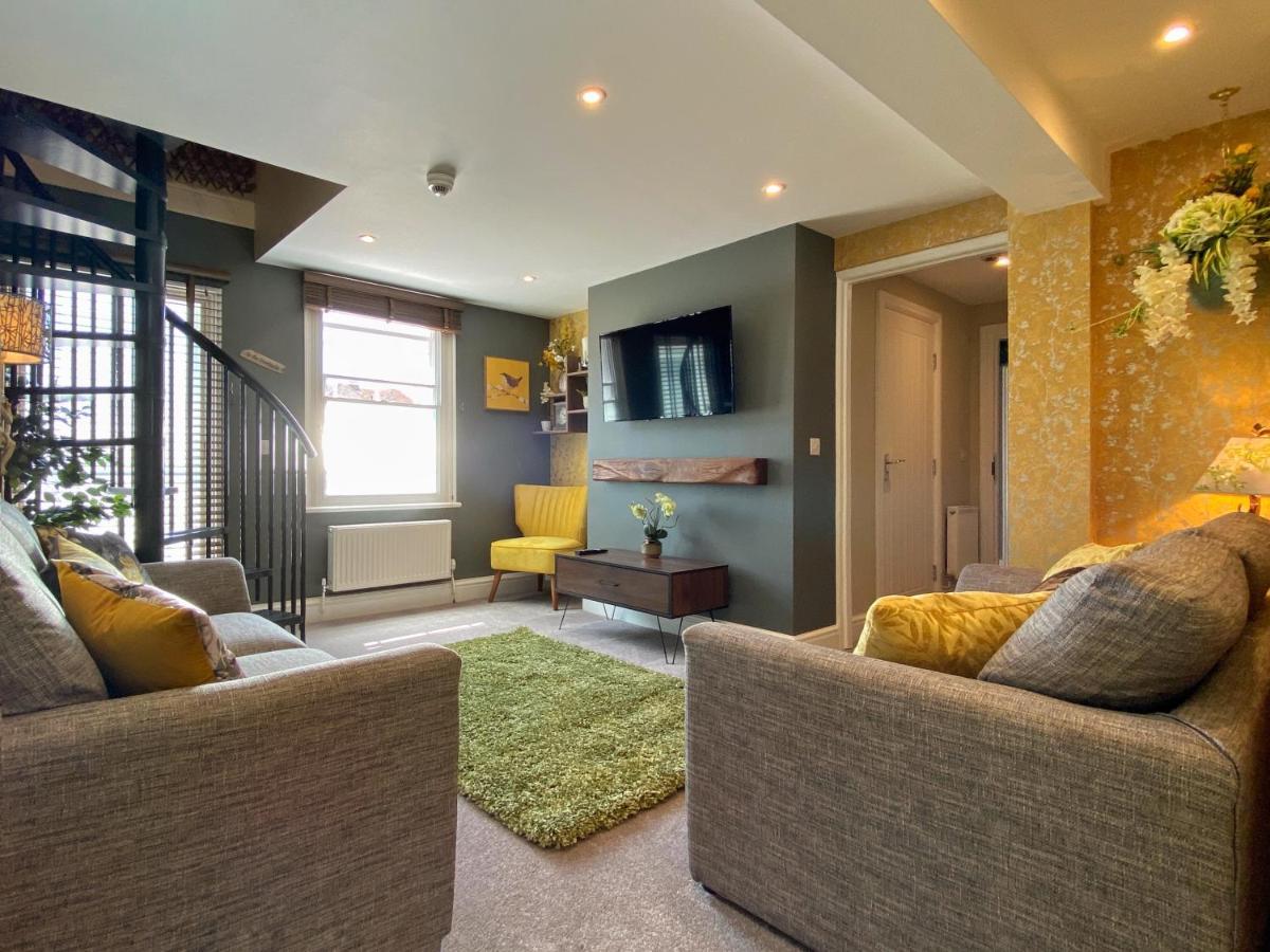 Hambrook House Canterbury - New Luxury Guest House With Espa Spa Complex Exterior photo