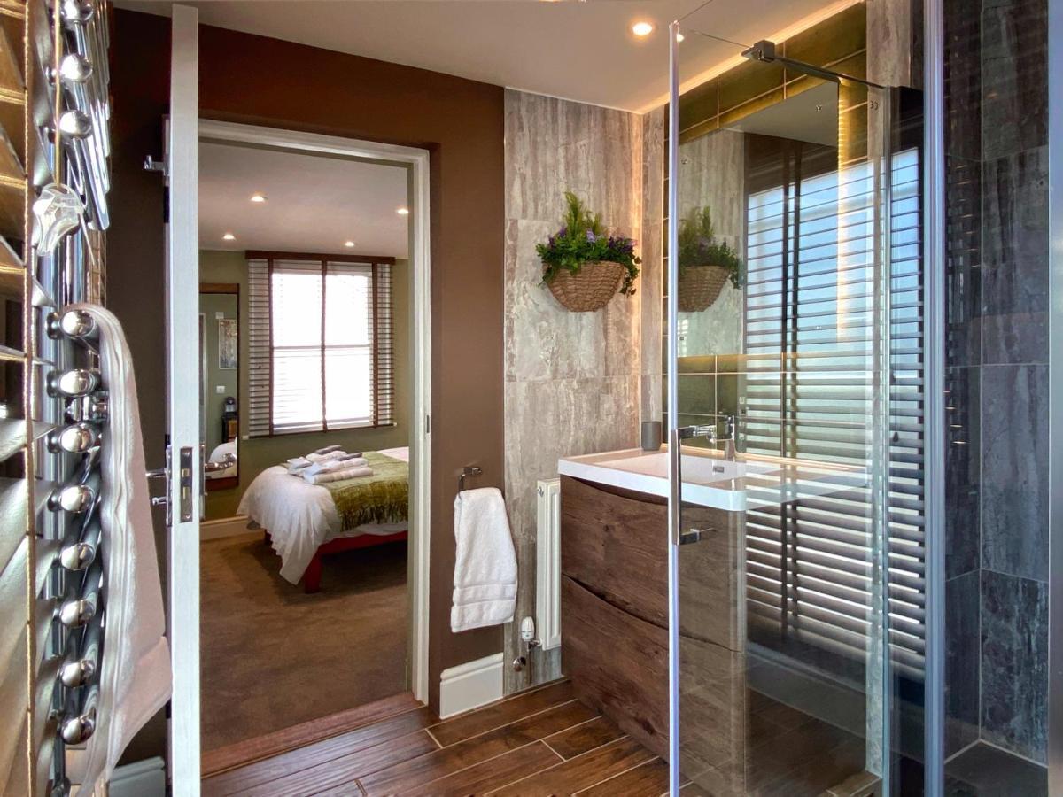 Hambrook House Canterbury - New Luxury Guest House With Espa Spa Complex Exterior photo