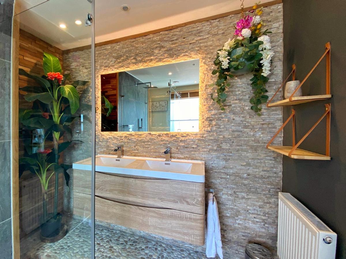 Hambrook House Canterbury - New Luxury Guest House With Espa Spa Complex Exterior photo
